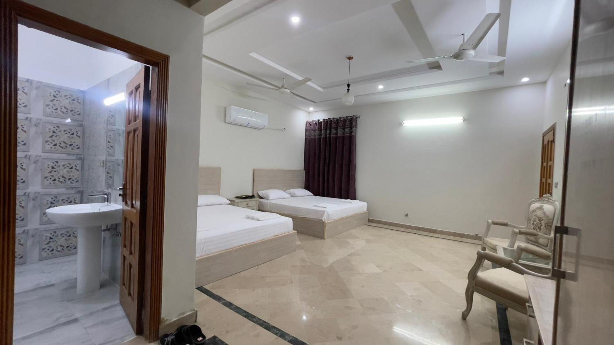 Midways Guest House And Hotels Islamabad Exterior photo