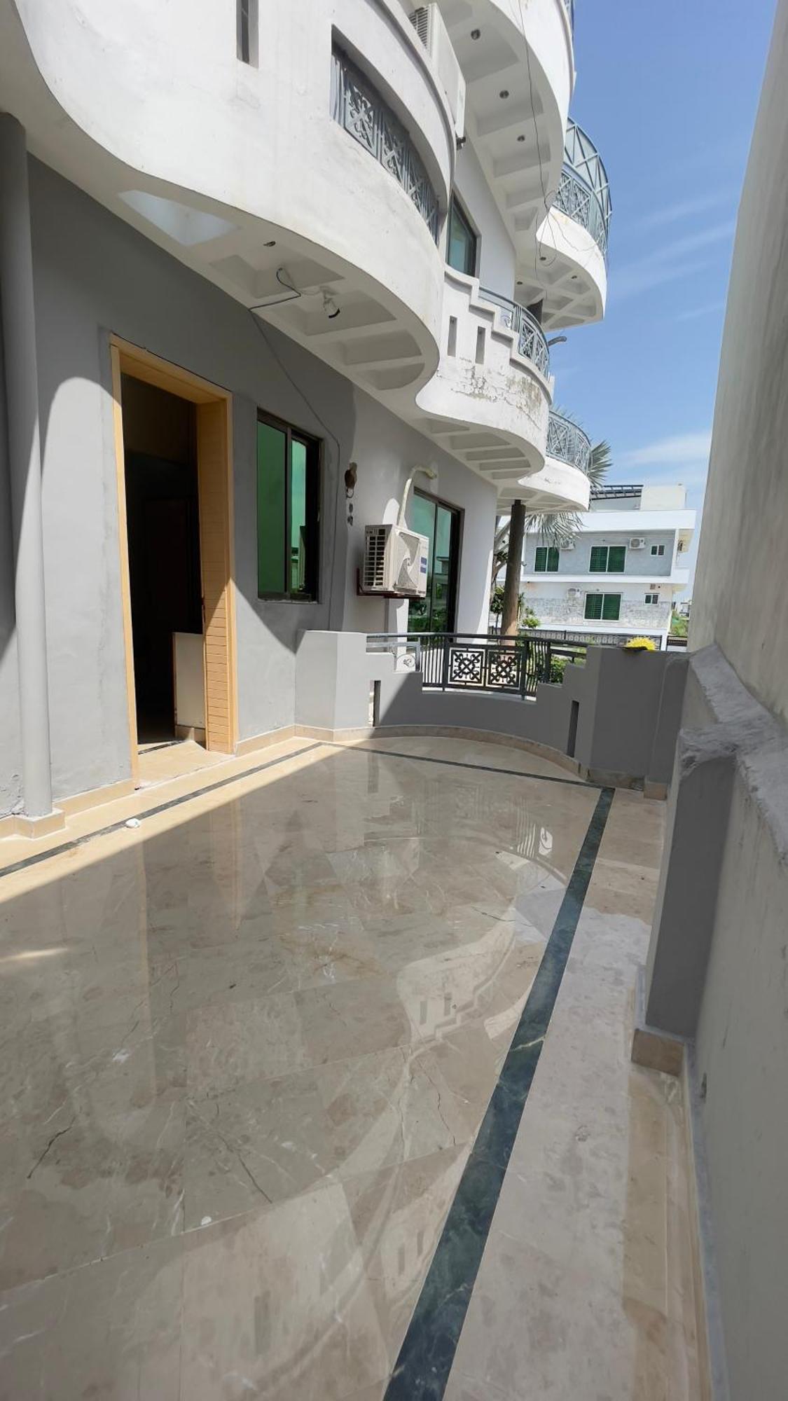 Midways Guest House And Hotels Islamabad Exterior photo